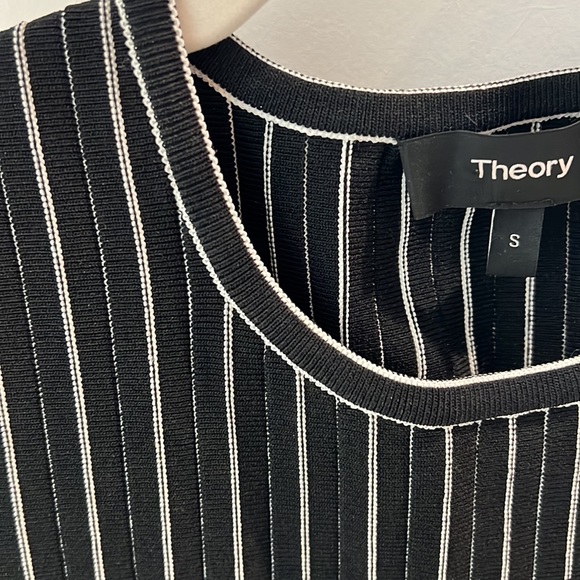 Theory Top - Picture 4 of 4